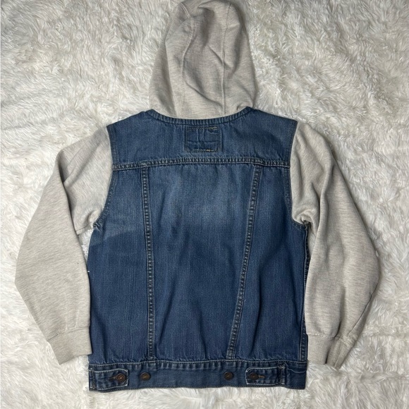 Levi's Kids Blue Denim Jacket with Gray Sleeves - Picture 2 of 4